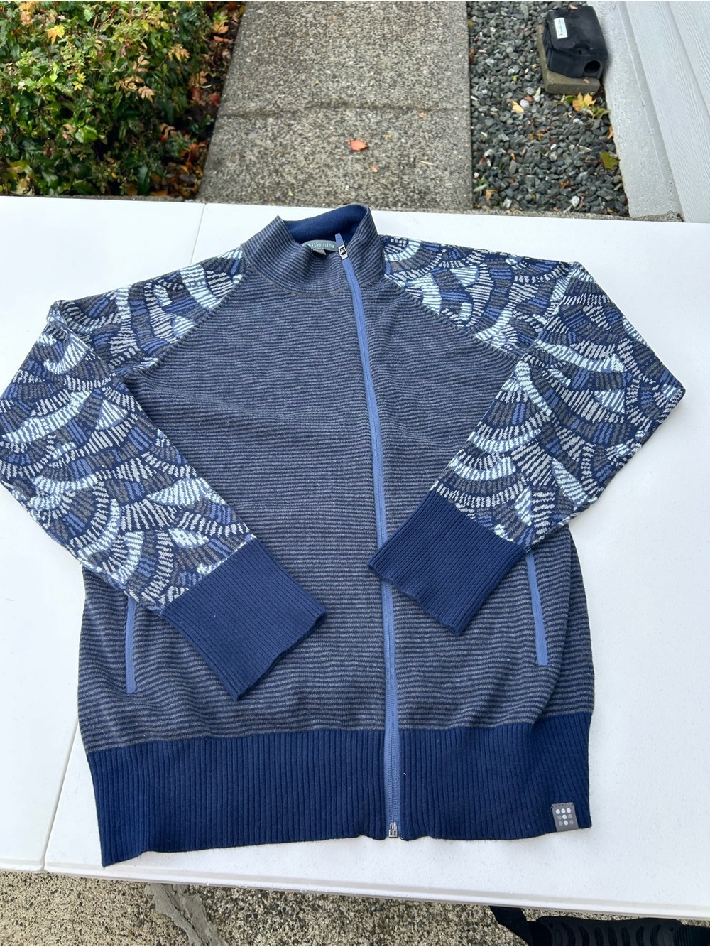 Title Nine Navy and Light Blue Zip-Up Sweater with Patterned Sleeves